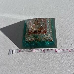 Green Quartz and Copper Pyramid Energy & Healing